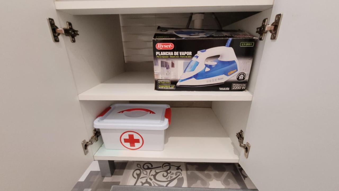 Apartaments B O D Collblanc L'Hospitalet de Llobregat Eksteriør billede