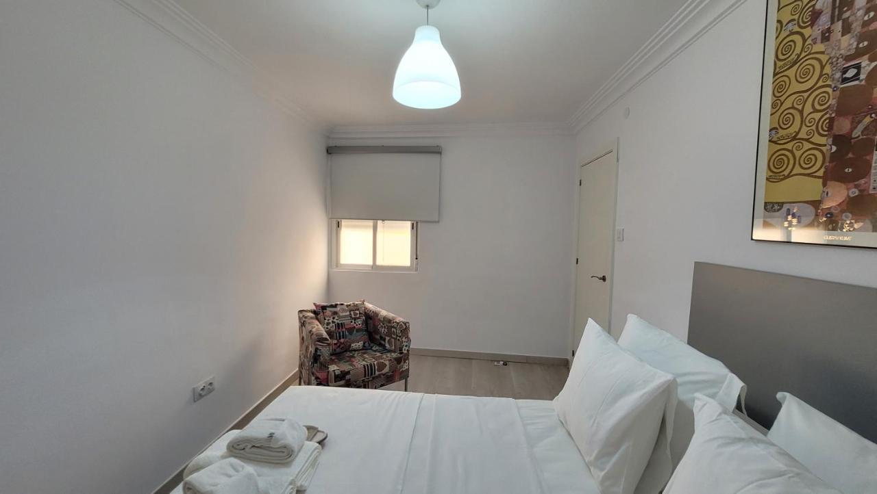 Apartaments B O D Collblanc L'Hospitalet de Llobregat Eksteriør billede