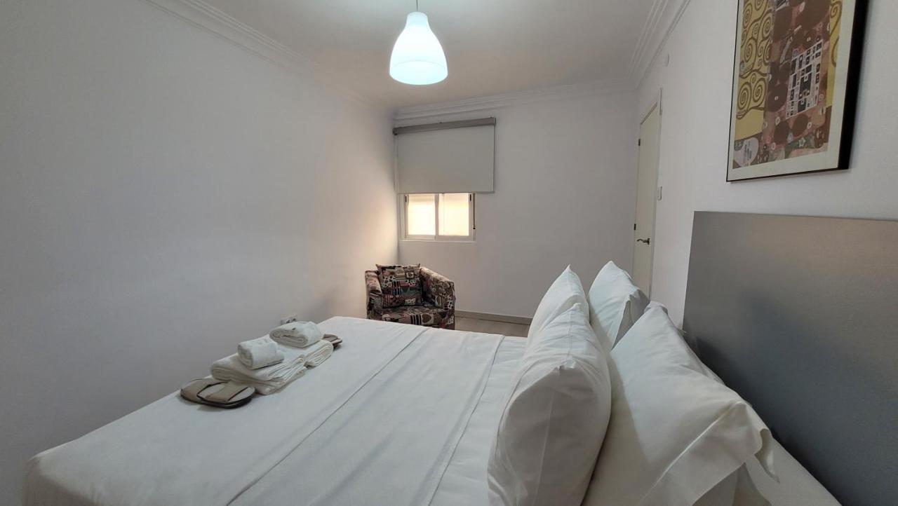 Apartaments B O D Collblanc L'Hospitalet de Llobregat Eksteriør billede