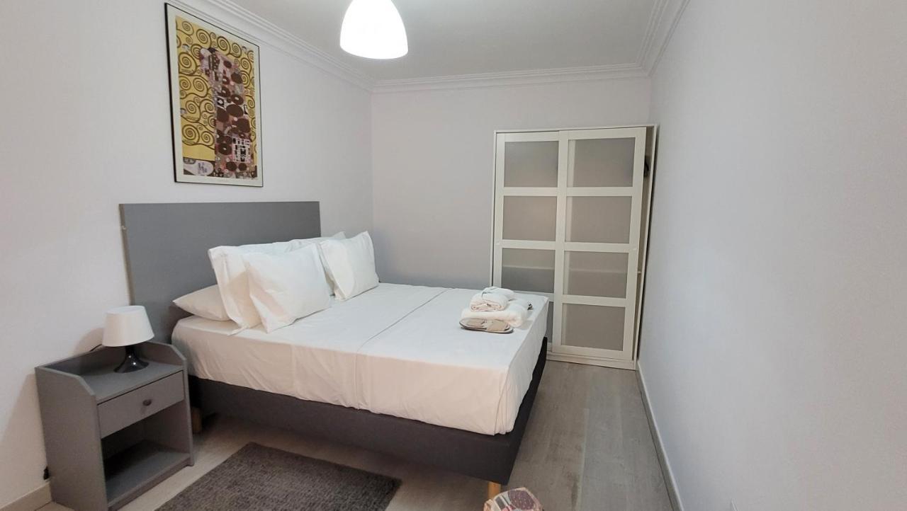 Apartaments B O D Collblanc L'Hospitalet de Llobregat Eksteriør billede